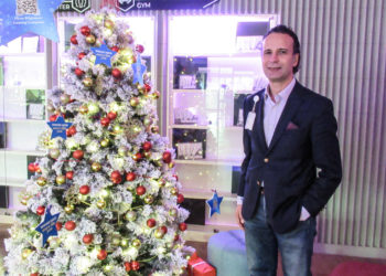 Yılbaşı ağacı hasta çocuklar için iyilik ağacına dönüşüyor