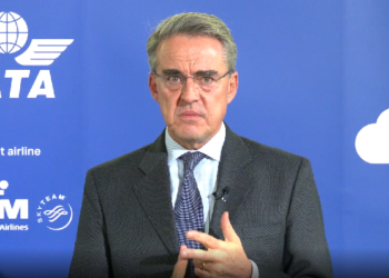 IATA: Kısa vadeli tablo kasvetli