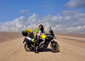 Dünyayı motosikletiyle keşfeden kadın
