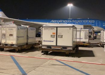 Çin’den Arjantin’e Covid-19 aşısı taşıdı