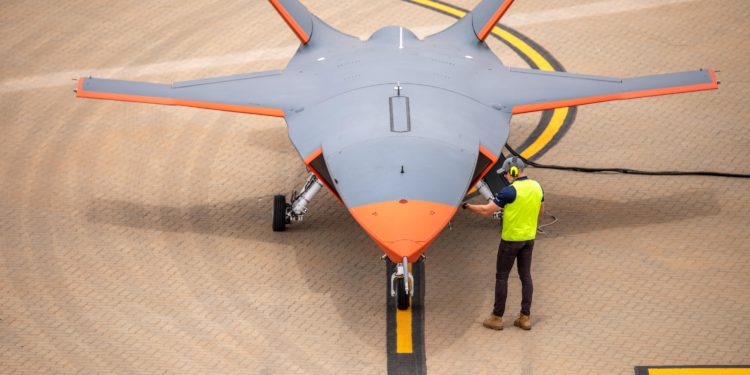 Boeing’in Loyal Wingman İHA’sı ilk uçuşunu gerçekleştirdi