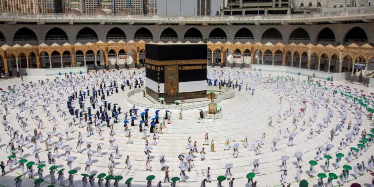 Hac ibadeti için Covid-19 aşı şartı getirildi