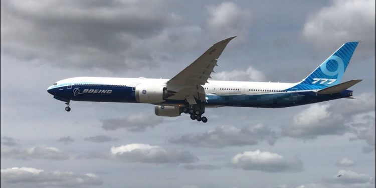 Boeing 777X 333 saat test uçuşu yaptı