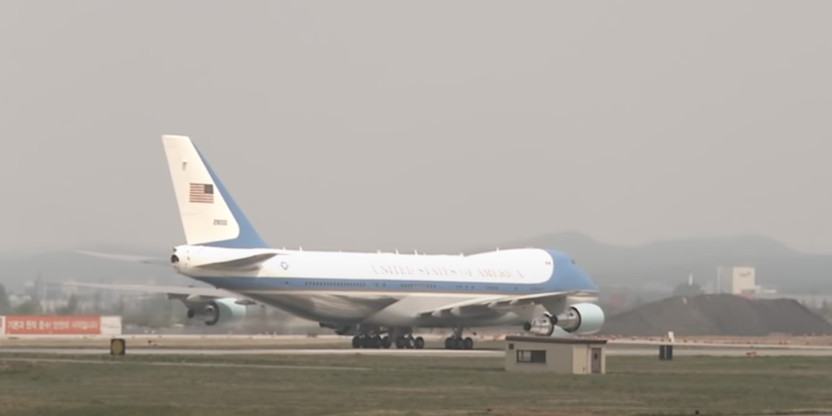 Air Force One alt yüklenicisi GDC Boeing’e dava açtı