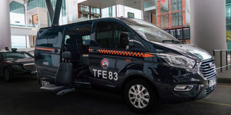 İGA, engelli yolculara taksi hizmeti başladığını duyurdu