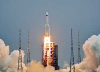 Çin Uzay İstasyonu’nun çekirdek modülü uzaya gönderildi