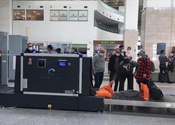 Türkiye’deki havalimanlarında UV ışınlı hijyen dönemi