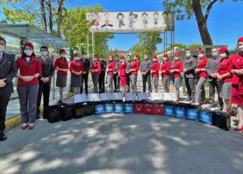 THY’nin isimsiz kahramanları 415 çocuğu sevindirdi