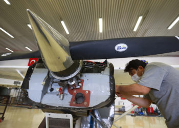 THK, uçak ve helikopterlere bakım yapabilecek