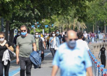 Korona aşısının uygulamasıyla ilgili kaygılar ve öneriler
