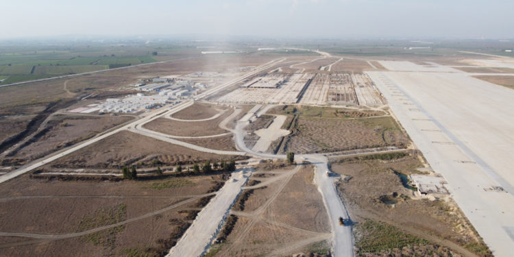 Çukurova Havalimanı’nda üstyapının yüzde 20’si tamamlandı