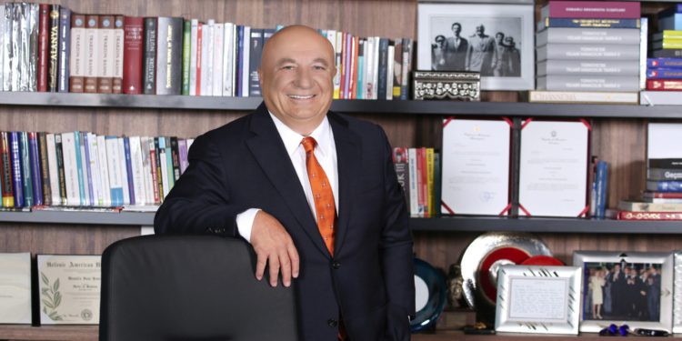 TAV yılın ilk yarısında 13,1 milyon yolcuya hizmet verdi