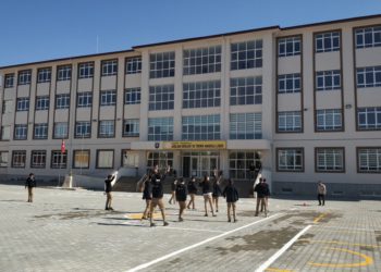 ASELSAN gençleri kariyer odaklı eğitime davet ediyor
