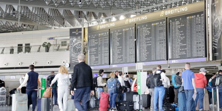 Almanya ‘risk bölgesi’ kategorisini kaldırıyor