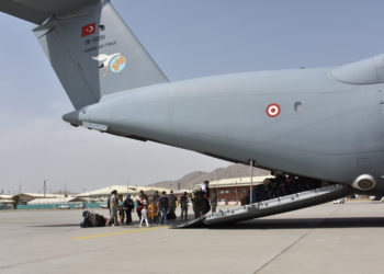 A400M ile 200’den fazla Türk vatandaşı Kabil’den tahliye edildi