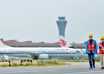 Pekin’e uçak seferleri kısmen durduruldu