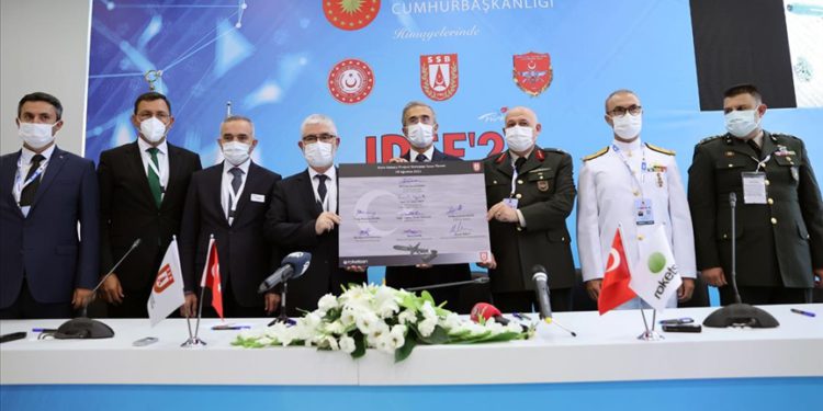 Savunma sanayisini güçlendirecek iş birliği anlaşmaları yapıldı