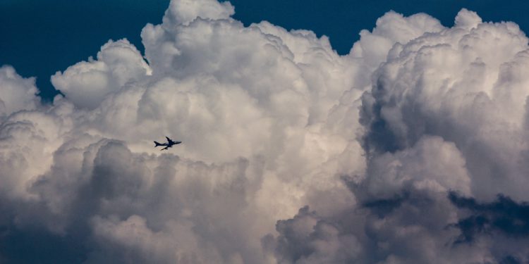 En dakik havayolları ve havalimanları kimler oldu?