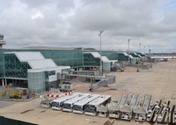 İspanya, 1 Aralık’tan itibaren aşısız İngiliz girişini yasakladı