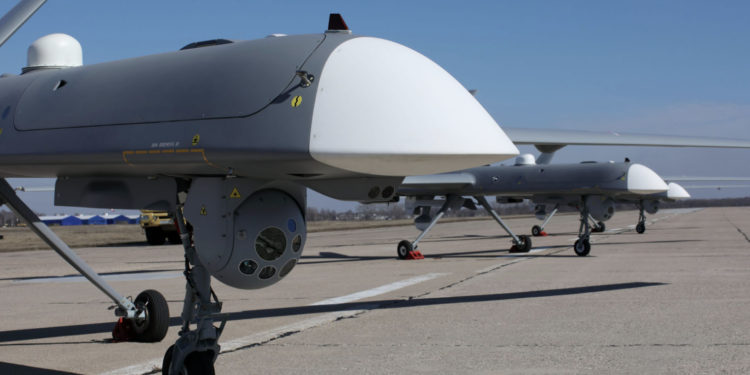 Putin’den savunma yetkililerine İHA talimatı