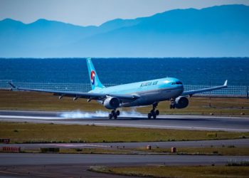 Korean Air, Asiana’yı devralmak için Singapur’un onayını aldı