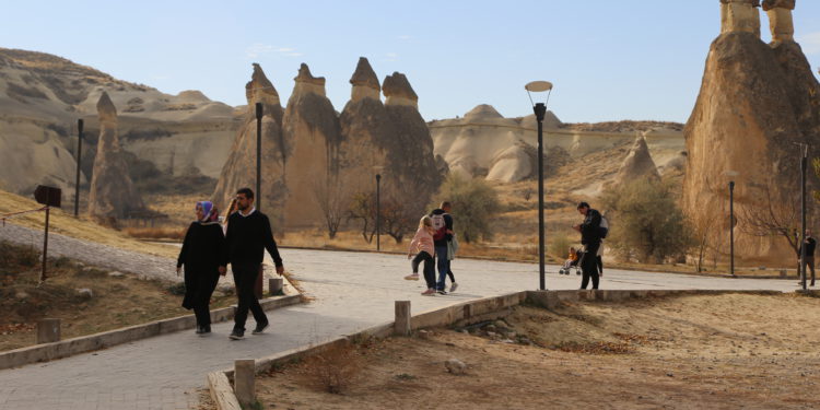 Kapadokya’da ara tatil yoğunluğu yaşanıyor