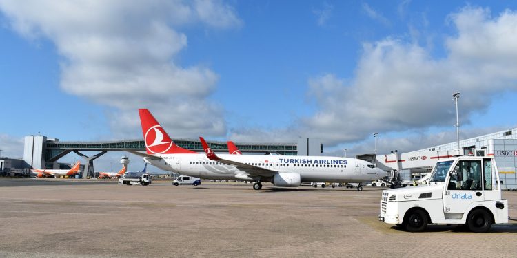 THY uçağına Londra’da bomba ihbarı