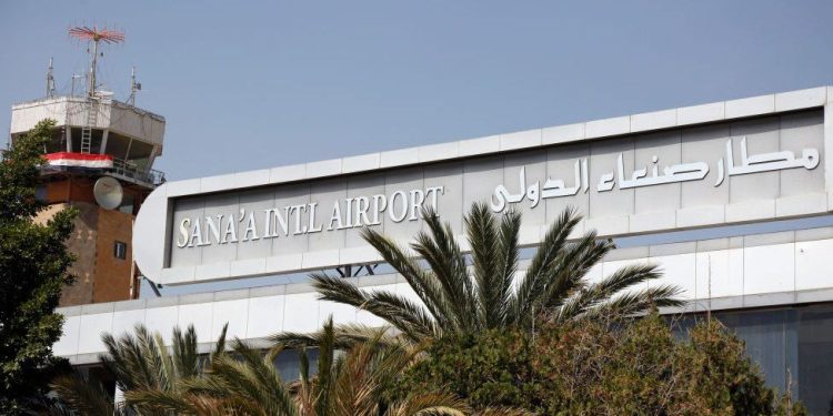 Sana Havalimanı hava saldırıları nedeniyle çalışamaz durumda