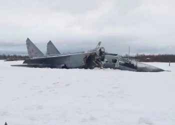 Rusya’da MiG-31 pistten çıktı