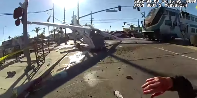 ABD’deki uçak kazasında mucize kurtuluş!