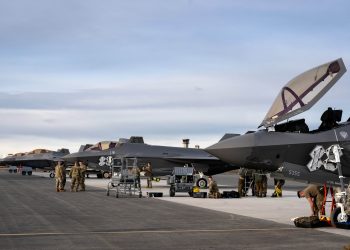 ABD, BAE’ye F-22 ve F-35 gönderecek