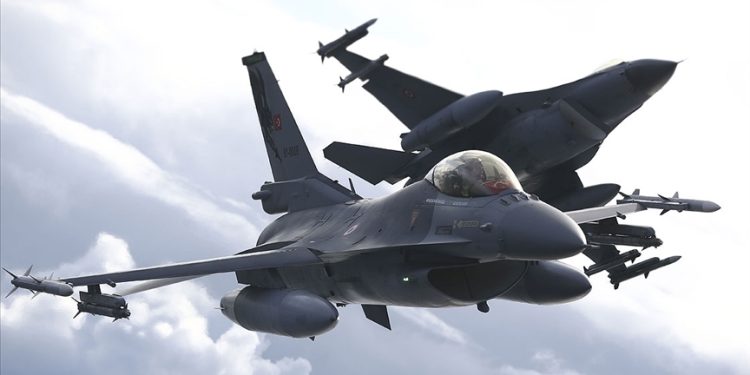 Terör hedefleri savaş uçakları ile vuruldu