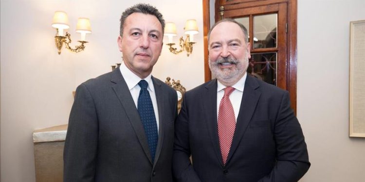 Mehmet Nane’ye yurt dışından ödül