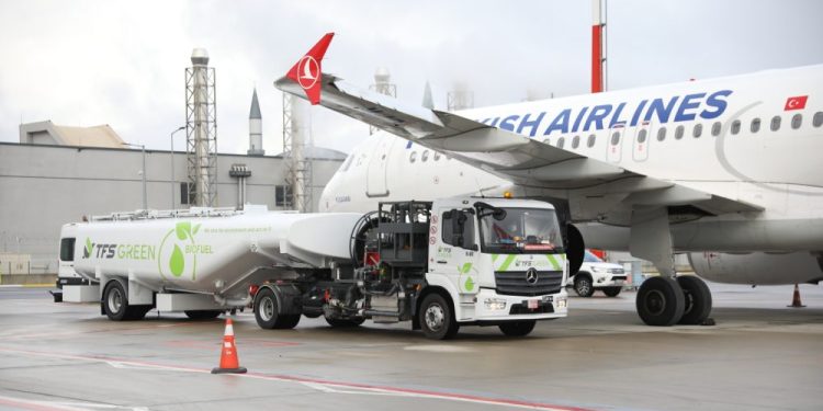 THY, ilk biyoyakıtlı uçuşunu yaptı