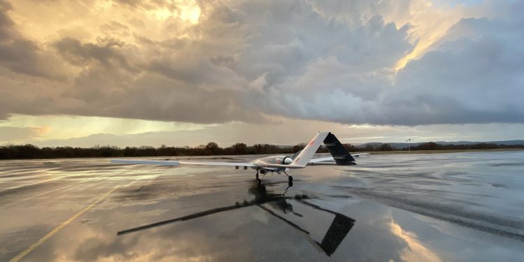 Alman gazeteden Bayraktar’a övgü: Umudun silahı