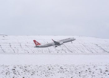 Pegasus, Rusya uçuşlarını durduruyor