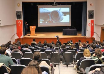 Rolls-Royce İTÜ ve ODTÜ’de öğrencilerle buluştu