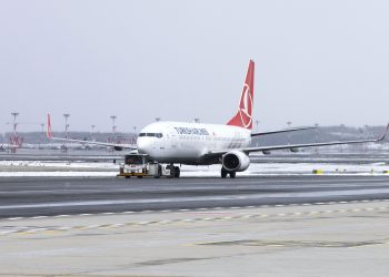 THY kötü hava şartları nedeniyle 407 seferini iptal etti