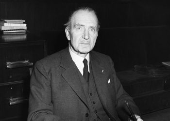 Dünyanın ilk pilotlarından ve uçak tasarımcılarından Louis Charles Bréguet