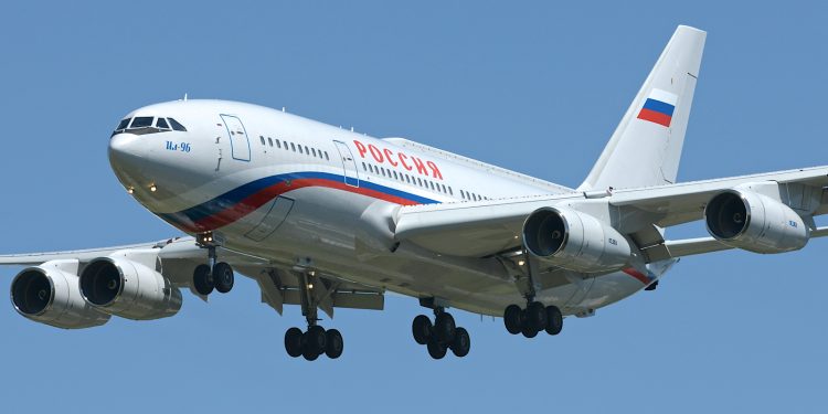 Siber saldırının ardından Rus hükümeti uçağından şüpheli sınır ihlali