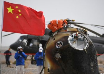 Çin en uzun uzay görevini tamamladı