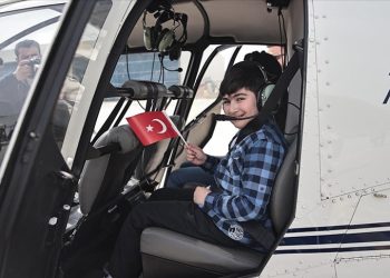 Çocuklar TUSAŞ’ta uçma heyecanı yaşadı