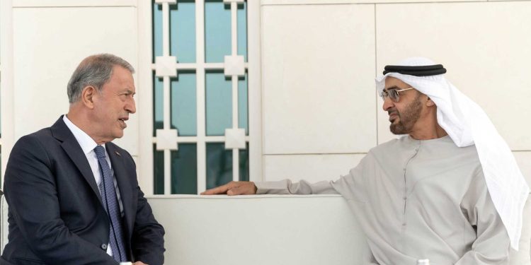 Bakan Akar, BAE Devlet Başkanı Al Nahyan ile görüştü