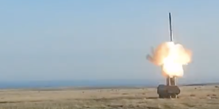 Rusya, Odessa’da askeri havaalanını vurdu