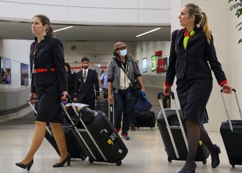 En yaşlı kabin memuru: 90 yaşına kadar çalıştı