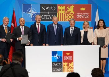 Türkiye, İsveç ve Finlandiya’nın NATO’ya girmesi için yeşil ışık yaktı