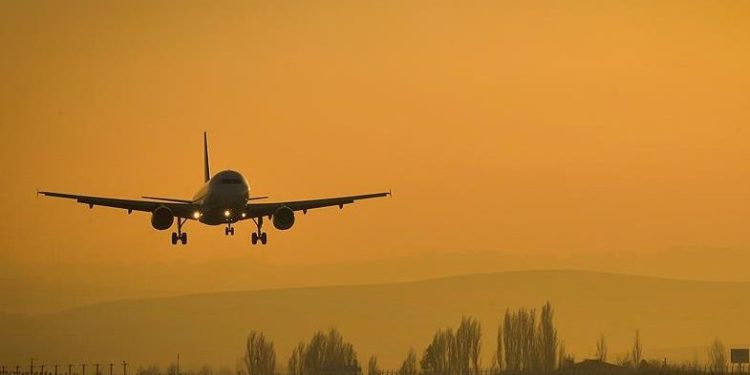 Gaziantep ve Kahramanmaraş’ta kuvvetli rüzgar bazı uçuşları iptal etti