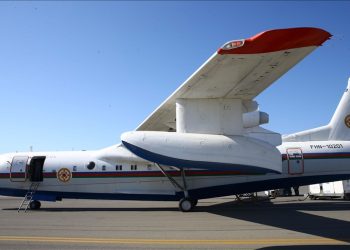 Azerbaycan, Türkiye’ye yangın söndürme uçağı gönderiyor