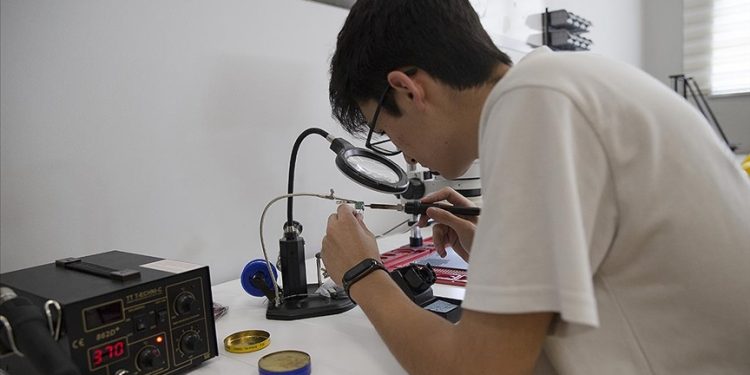 ASELSAN’dan başarılı liseli gençlere davet