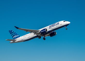 Airbus 220’nci A220 model uçağını teslim etti